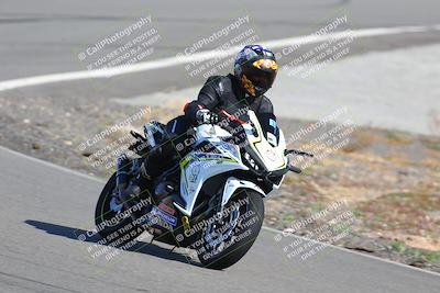 media/Feb-05-2023-Classic Track Day (Sun) [[c35aca4a42]]/Group 3/session 1 turn 9/